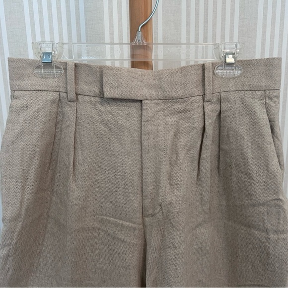 Banana Republic Linen Beige Bermuda Women’s Shorts Size 8. - Picture 2 of 8